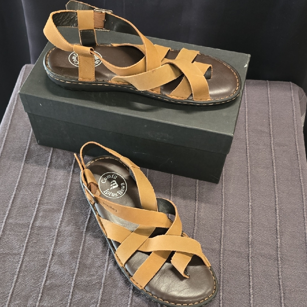 Stylish Tan Strappy Sandals